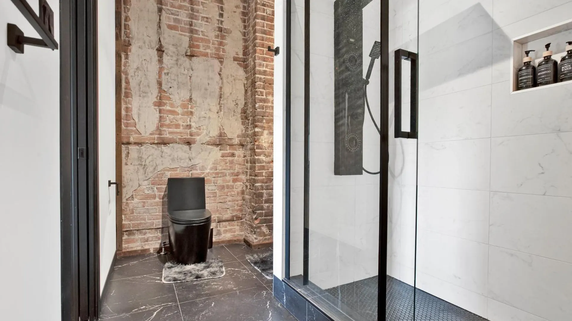 Luxury Penthouse In The Heart Of Guy Concordia - Paking And Huge Terasse Apartment Montreal 0*,  Canada