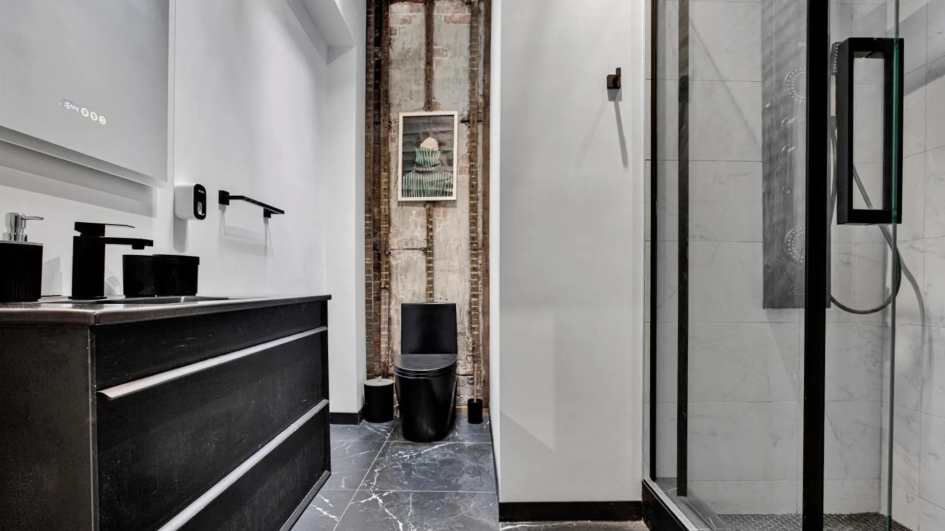 شقة Luxury Penthouse In The Heart Of Guy Concordia - Paking And Huge Terasse مونتريال