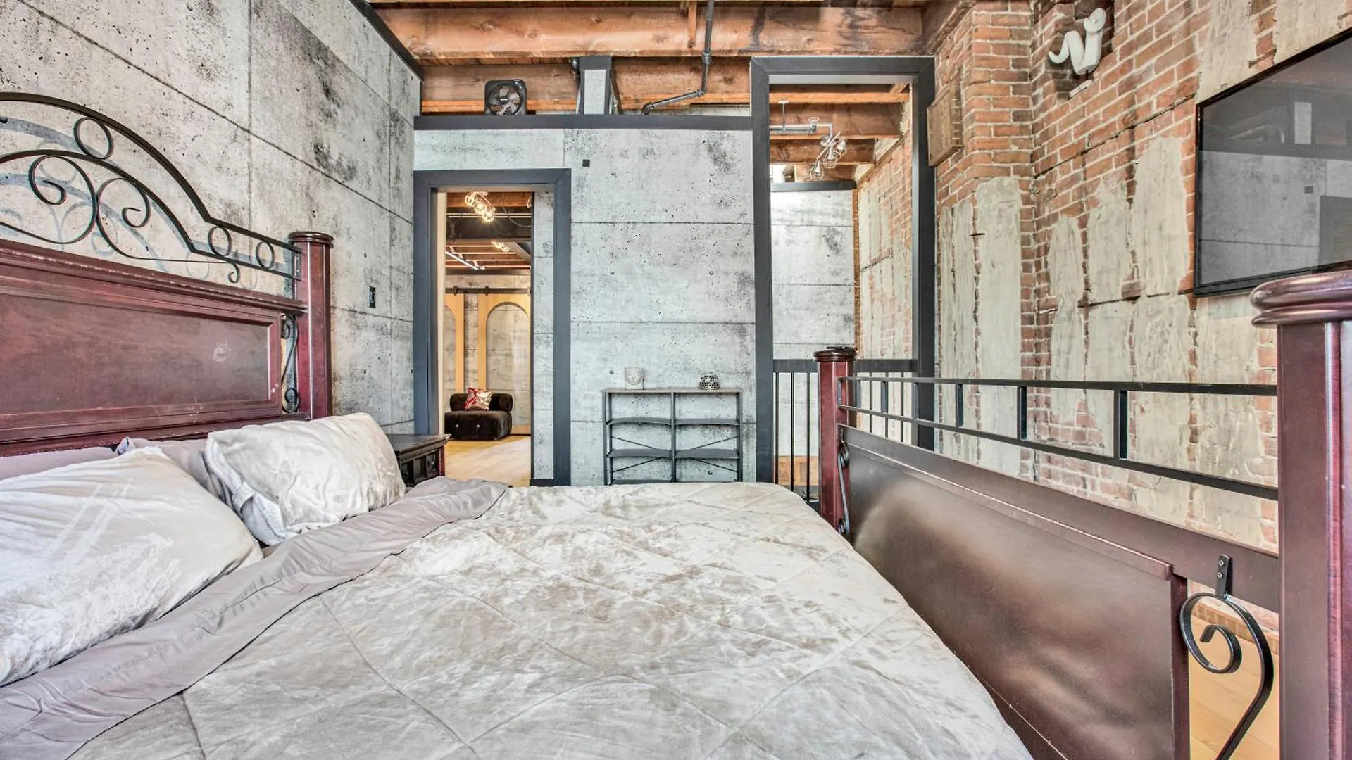 شقة Luxury Penthouse In The Heart Of Guy Concordia - Paking And Huge Terasse مونتريال
